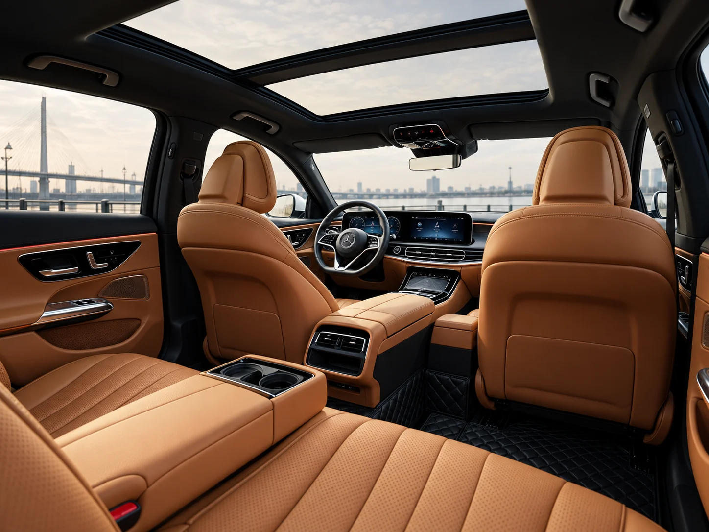 Mercedes-Benz E-Class — кожаный салон с панорамной крышей